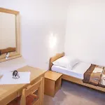 Guest house Nike 3*