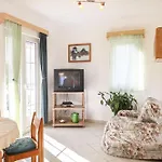 Nike Guest house 3*