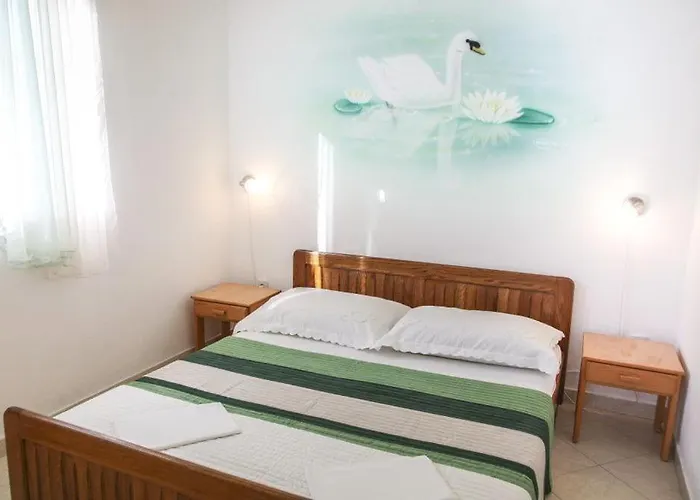 Nike 게스트하우스 3*